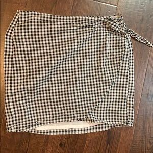 Madewell gingham wrap skirt